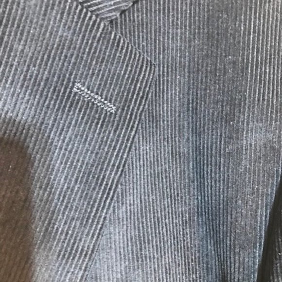 Stylish Black Chereskin Corduroy Blazer - Picture 6 of 6